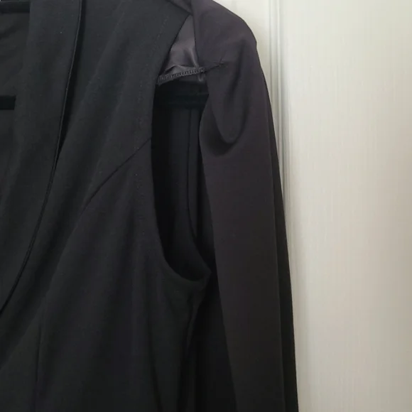 Dress - Picture 3 of 4